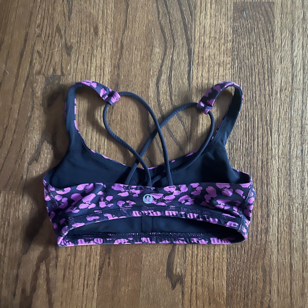 Lululemon Free to Be Bra
